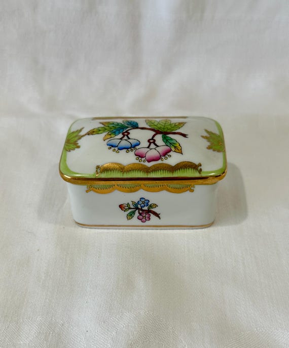 Herend Hungary Hand Painted Porcelain Trinket Box Floral Gold