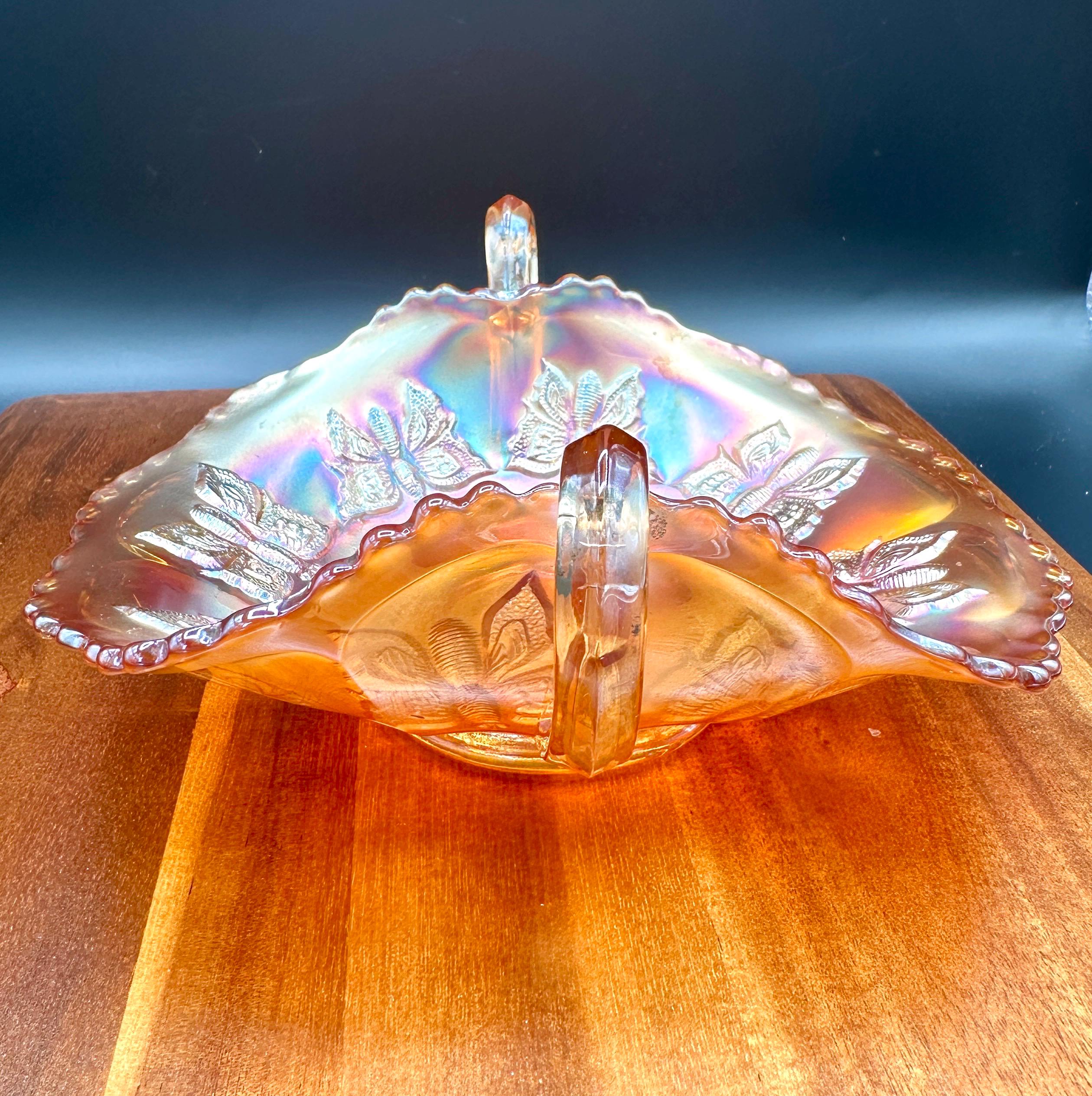 フェントン マリーゴールド カーニバル ガラス バタフライ ボンボン