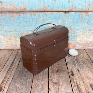 Vintage Lunch Box Steel Metal Spring Loaded Latch Mid Century Brown Lunchbox