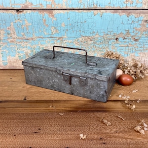 Vintage Handmade Toolbox Galvanized Steel Tinknocker Utility Chest Metal Tackle Box Carpenter's Tool Carrier