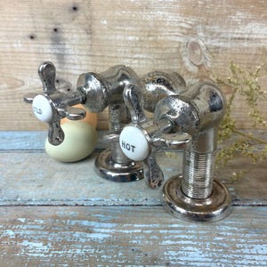 Antique Cast Brass Faucet with Hot and Cold Porcelain Knobs – Wall Tap Hardware; Not Tested