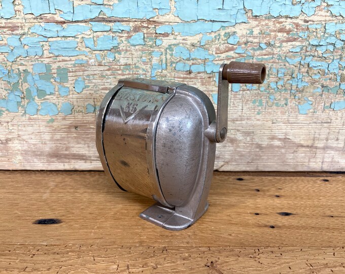 Vintage Boston KS Pencil Sharpener Wall or Table Mount Hunt Mfg. Co