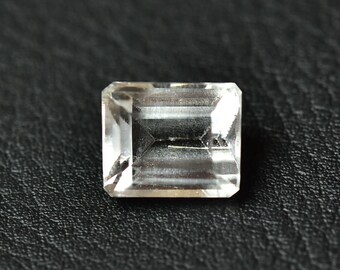 1 st. naturliga kunzit fasetterade lösa ädelstenar 8 x 10 mm smaragdslipade formade lätta sällsynta kunzitslipade ädelstenar C-19915