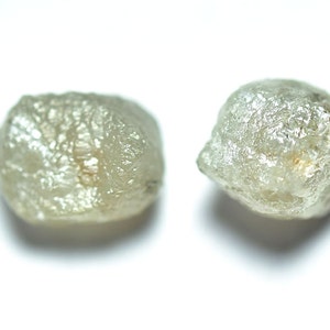 3.15 Carat 4.5-6.5mm Raw Diamond Loose Rough Natural Shape Gray Diamonds Uncut Huge Diamond Rough Gemstone C-21894