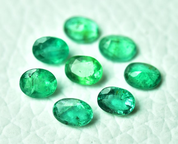 天然エメラルドファセットルース宝石 2 個 ロット 3.5x4.5 mm - 3.6x4 