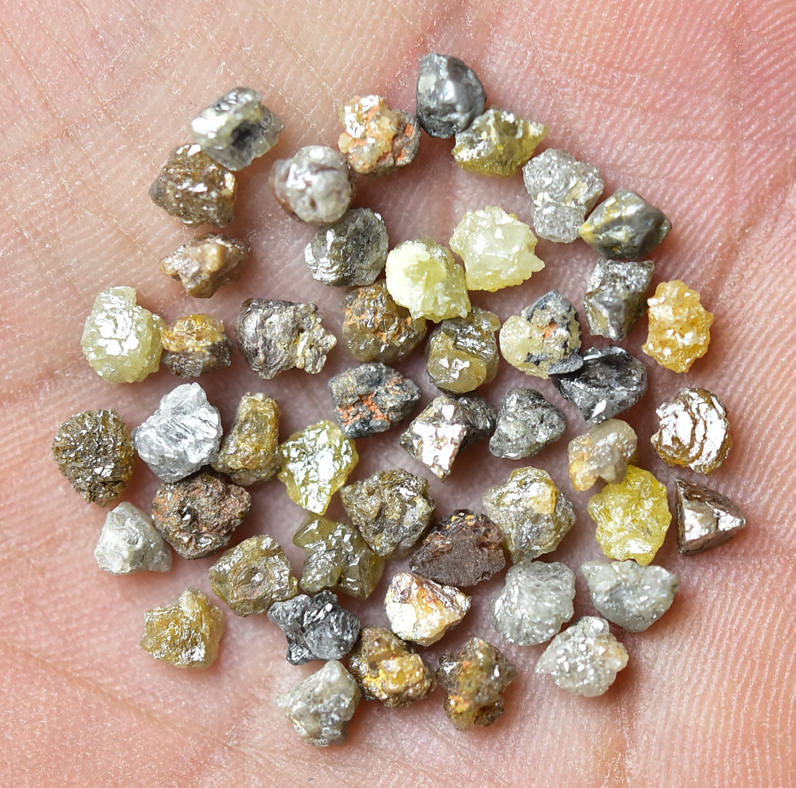 10 個 原石ダイヤモンド 3.5 mm-4.5 mm ルース天然ダイヤモンド カット  