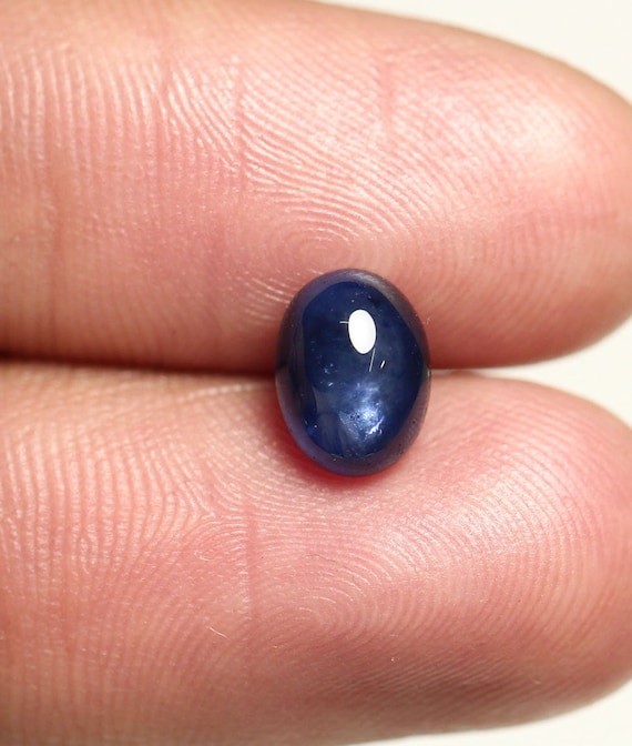 天然サファイアカボション 6 x 8 mm オーバルシェイプ 希少なブルー