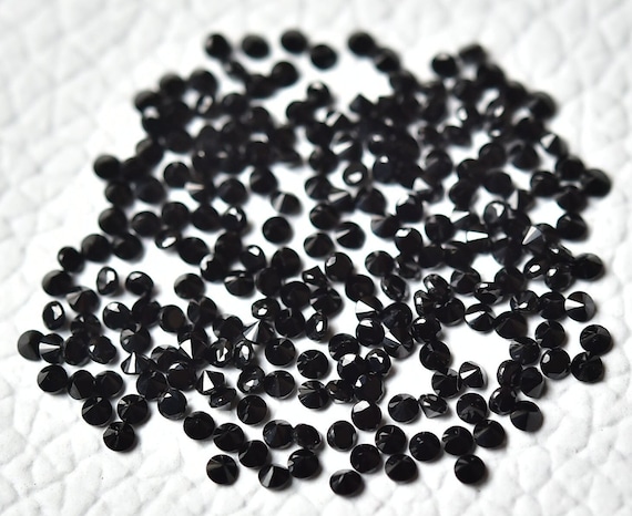 20 Pcs Natural Black Spinel Faceted Gemstones Lot 1.25mm 1.5mm 2mm Round Shape Black Spinel Brilliant Cut Gemstone Loose Gems Stones C-19971