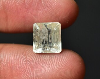 1 styck naturliga kunzit fasetterade lösa ädelstenar 9,2x9,8 mm smaragdslipade gula kunzitslipade ädelstenar C-19883