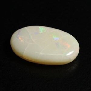 1 Piece Natural Australian Opal Cabochon 11.5x19.5mm Oval Shape Cab Natural Fire Opal Gemstone Cabs Loose Stones Smooth Gems C-19932