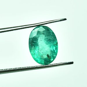 Natural Emerald Faceted Gemstone 5.4x7.3mm Oval Shape Genuine Emerald Gemstone Loose Stones Cut Stone Precious Gems C-5086