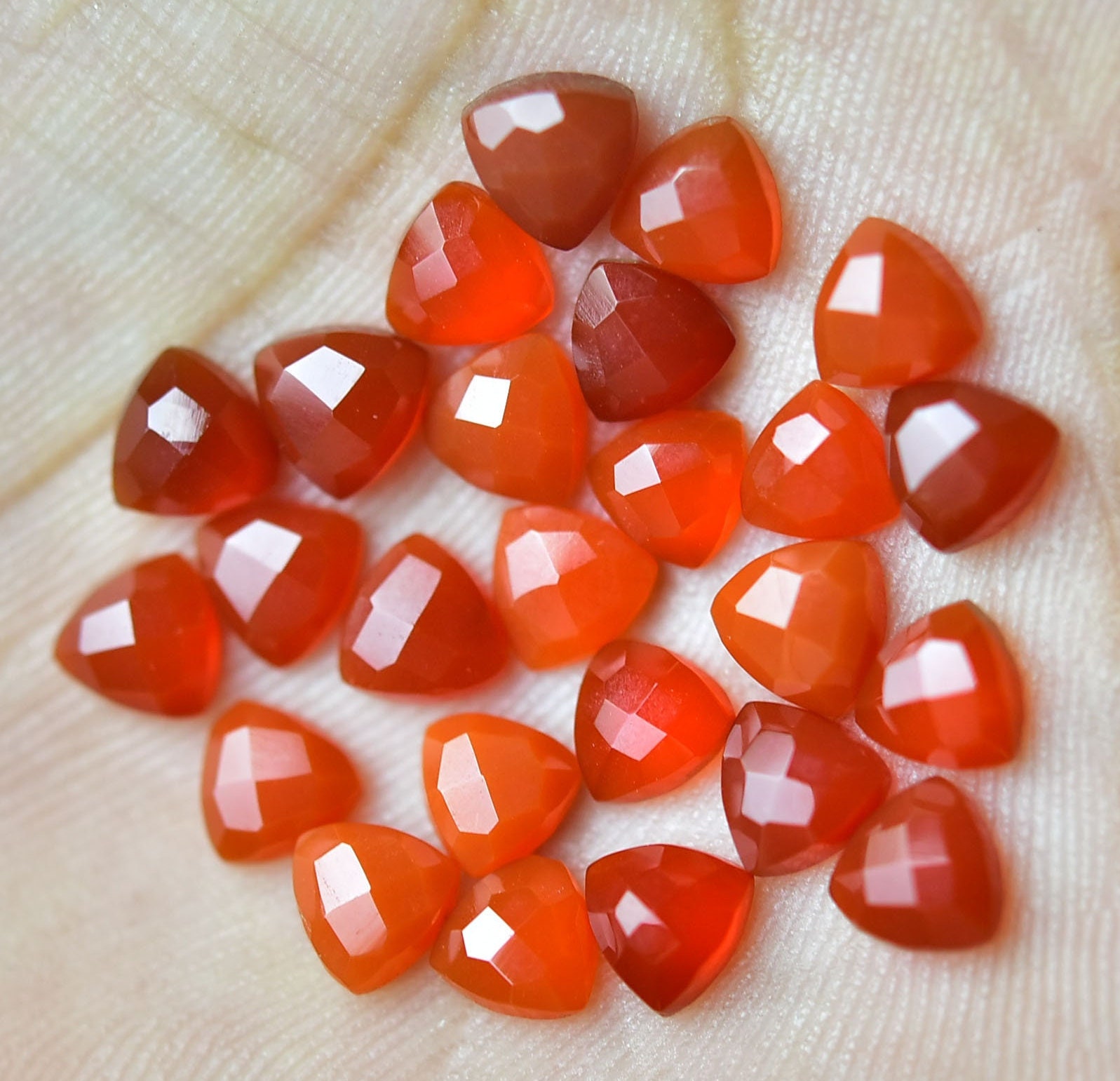 天然石Gemstone 10 Pieces Red Onyx Faceted Gemstone Lot 5mm 6mm 7mm 8mm