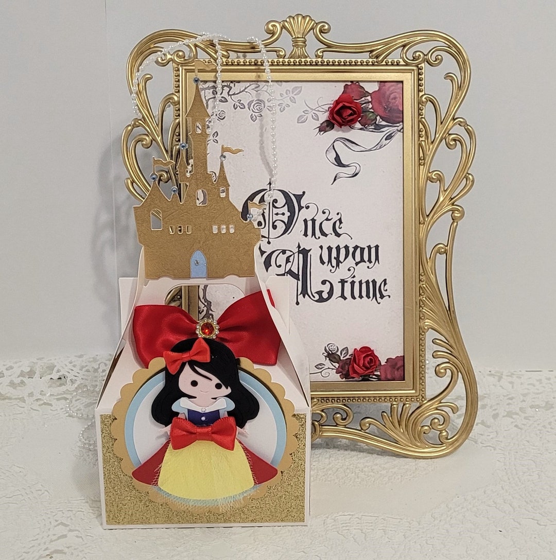 Charming Princess Snow White Dress Favor Boxes. Party Decorations and ...