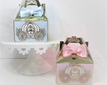 30 ~~~ Horse & Carriage ~~~ Wedding Favour Boxes ~  Pink and White 