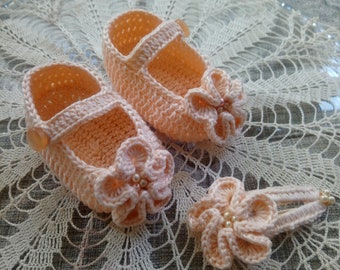 Crochet Sweet Shoes & Hair Clip for Baby Girl, Crochet Cotton Baby Shoes, Baby Gift, Baby Shower, Christening Shoes, Salmon color