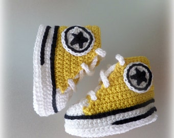 Versandbereit/Baby Sneakers Converse häkeln/Baby Geschenk/Baby Booties