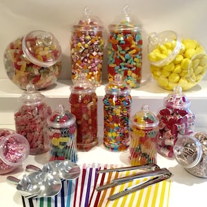Vintage Plastic Sweet Jars 12 Jars, 2 Scoops, 2 Tongs and 100 bags (11 Colours) Candy Table, Sweet Table, Sweet Buffet