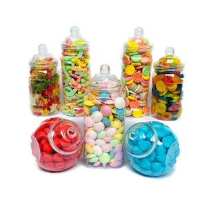 7 grote plastic snoeppotten met schroefdeksel Truly Sweet Candy-buffet Voeg gewoon wat snoep toe en creëer een uniek snoepkarretje Sweet Table-bruiloftevenement