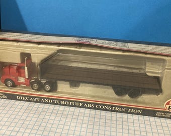 HO Scale TRACTOR-TRAILER From Model Power 19000 Series, New In Box