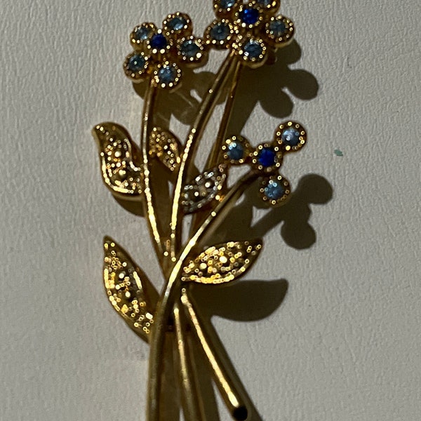 Vintage movitex gold tone brooch