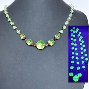 Czech vintage uranium round glass pendant and beads beaded necklace