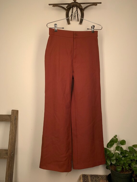 High waisted Levi Trousers