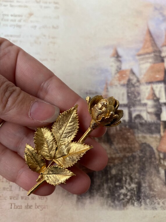 Real gold brooch sale