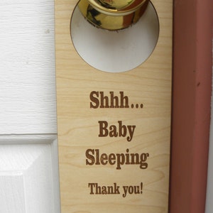 Wood (6 colors) Sign 2 Designs Custom Engraved Personalized Door Knob Hanger Shh Baby Sleeping Naptime Baby Shower Gift Elegant Classic