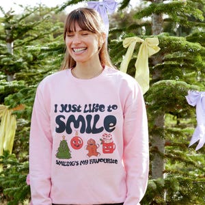 Smilingのお気に入りのクリスマススウェットシャツ | Lucent Studios