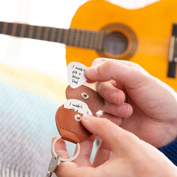 Personnalisé Impossible de choisir un meilleur porte-clés de médiator de  guitare -  France