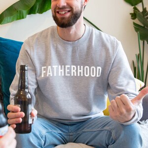 Dad Slogan &#39;Fatherhood&#39; Men&#39;s Sweatshirt Jumper