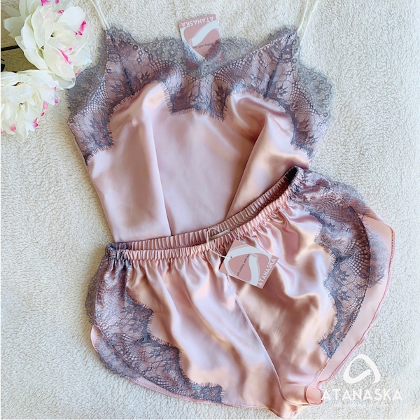 Natural silk pajama set with lace, camisole and shorts, crop top, vest, sleepwear lingerie, bridesmaids, pink, gift, underwear, blouse