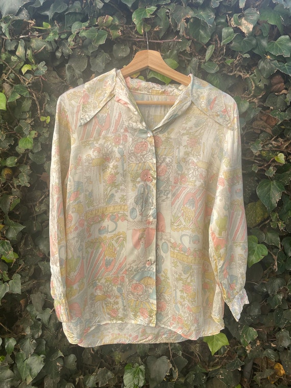 1970's Art Deco Print Silk Top/Silk Satin Nylon T… - image 1