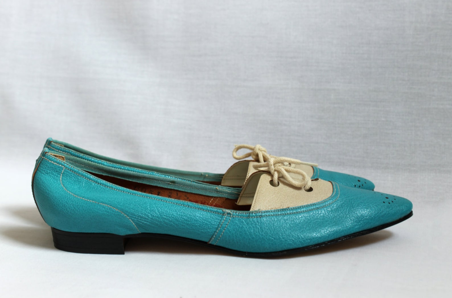 Vintage Chic Teal Flats//women's Classy Leather Oxfords - Etsy