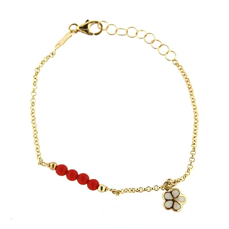 18KT Yellow Gold Dangling Enamel White Flower and 4 Coral Paste Beads Bracelet