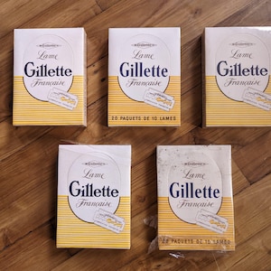 Altes NOS-Display mit 20 Packungen mit je 10 GILLETTE-Rasierklingen, hergestellt in Frankreich