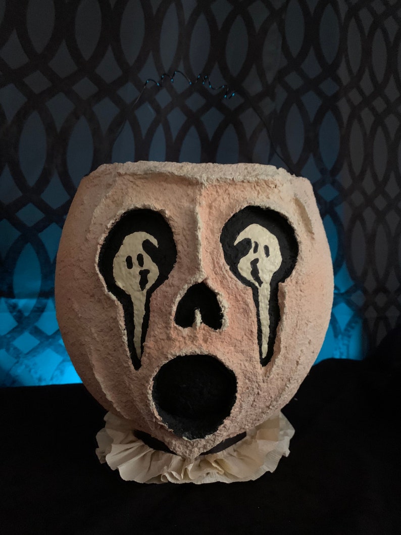 Haunted Ghost Vintage Style Papiermâché Halloween Treat Bucket Folk