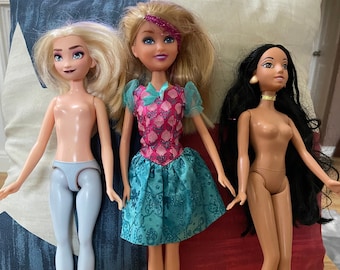 Set of 3 Barbie Dolls - Disney Princess, Elsa, Mulan, Other