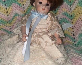 Victorian 100% ceramic jointed doll