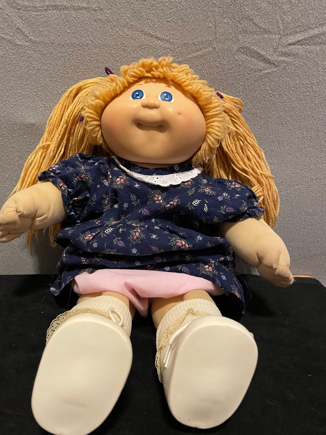Authentic Original Cabbage Patch Doll Brown Hair Blue Eyes 1978, 1982