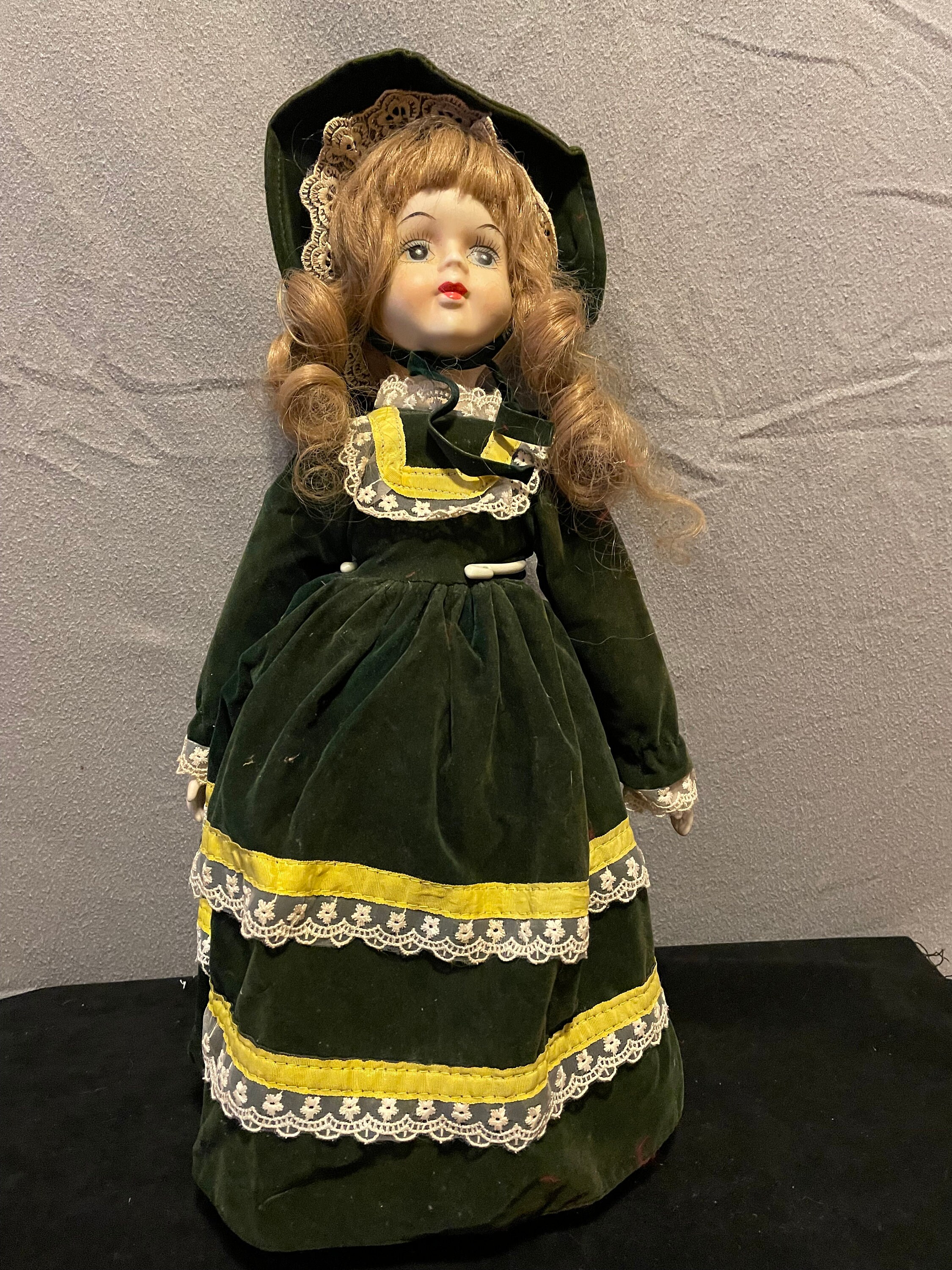 Vintage 16" Porcelain Doll Wearing Velvet Green Dress and Hat With Blond Hair and Hand Painted Facial Features - Etsy Vintage 16" Porcelain Doll Wearing Velvet Green Dress and Hat With Blond Hair and Hand Painted Facial Features - Etsy