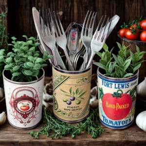 Italienische Vintage Retro Kraut Pflanzgefäße Blechdosen. Blumentöpfe für die Küche