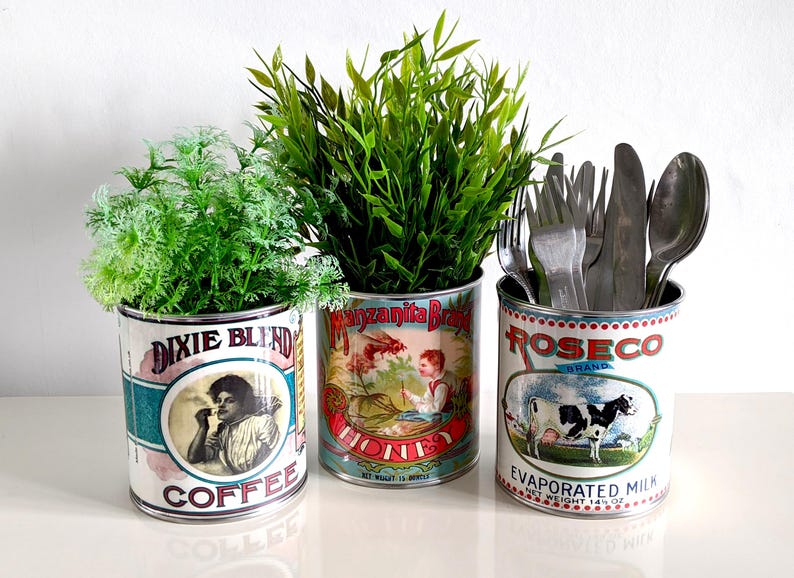 Puszki na żywność w stylu retro. Przechowywanie w domu, doniczkach na kwiaty, pojemnikach na sztućce, kawiarniach, restauracjach. Repliki rekwizytów. zdjęcie 1