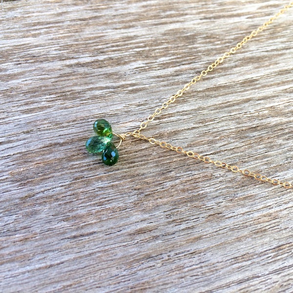 Collier tourmaline or collier pierre tourmaline verte collier tourmaline verte gouttes tourmaline collier pierres vertes collier mariage