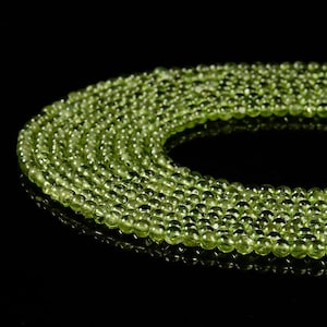 Natural Peridot Gemstone Grade AAA Round 4MM Loose Beads BULK LOT 1,2,6,12 and 50 (D607)