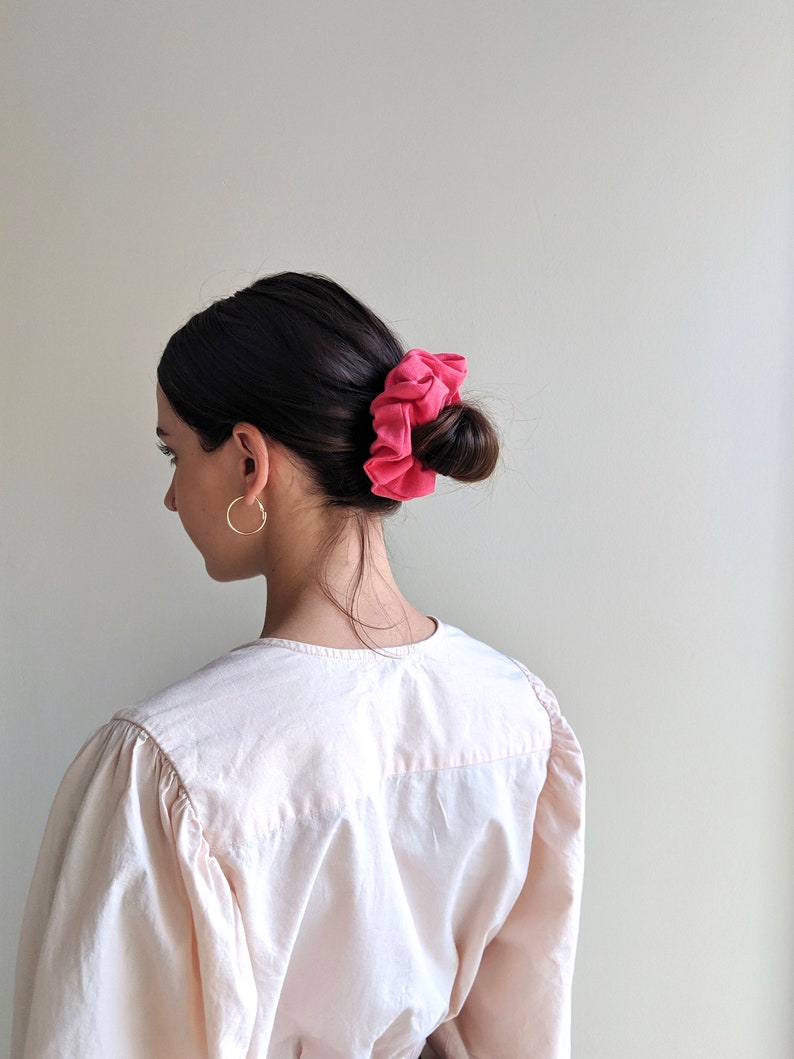 Handmade Linen Scrunchie Hibiscus