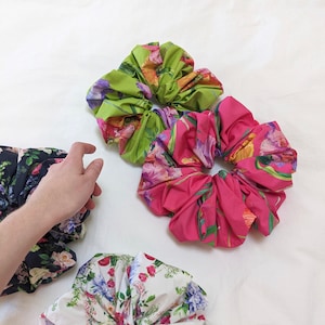 Oversized Floral Scrunchie image 4