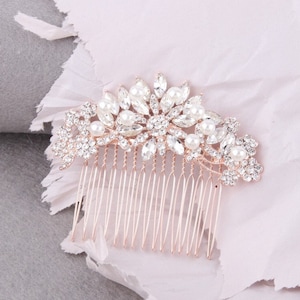 Rose Gold Bridal Hair Piece With Pearl Wedding Hair Comb Rose Gold Hairpiece Bride Gift Blush Headpiece Bridal Hair Comb Floral Wedding hair