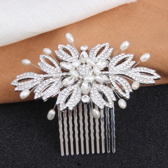 Silver Floral Pearl Rhinestone Bridal Hair Comb - Etsy display picture 2