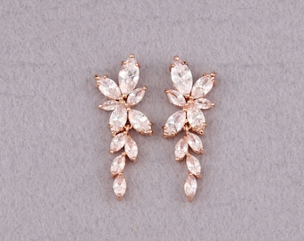 Boucles d'oreilles de mariée en cristal, cadeau de demoiselle d'honneur en or rose, boucles d'oreilles feuille Cz pour bijoux de mariage, cadeau de demoiselle d'honneur, boucles d'oreilles de mariage en or rose